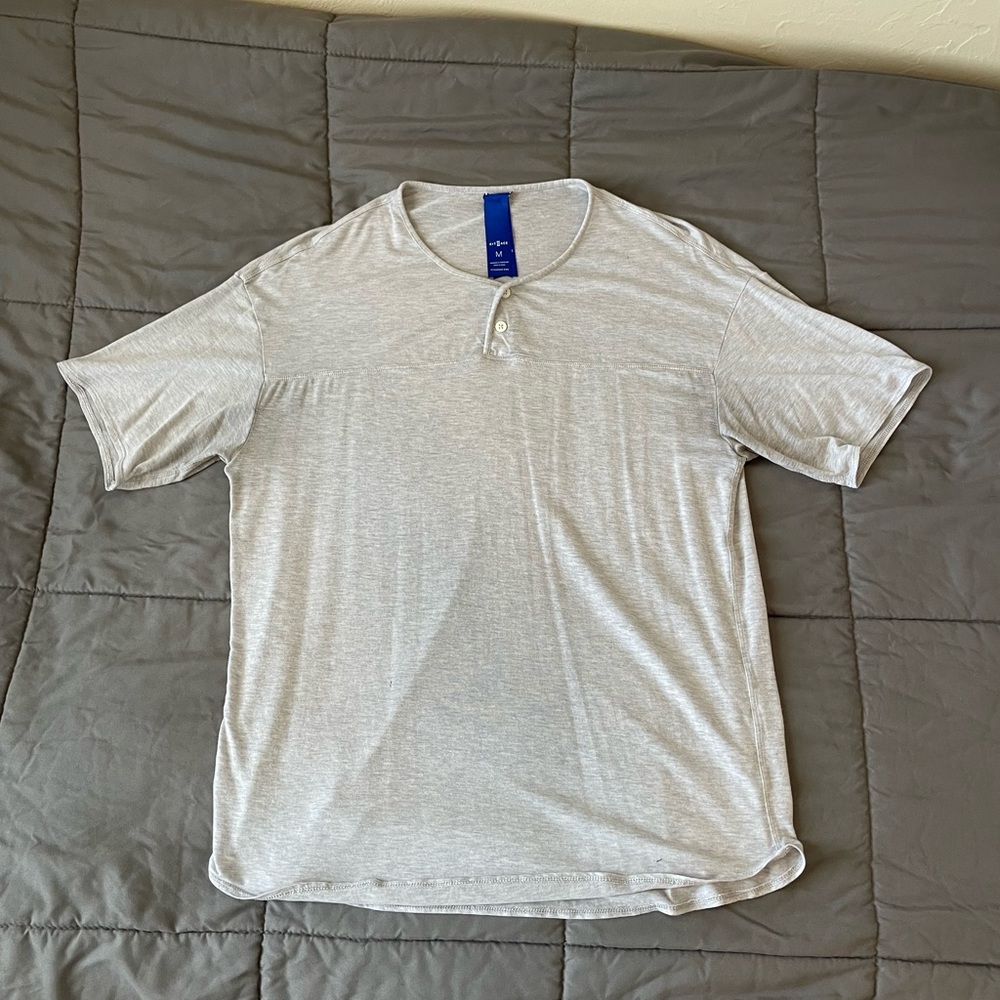 Kit & Ace Men’s Medium Gray Henley Short-Sleeve